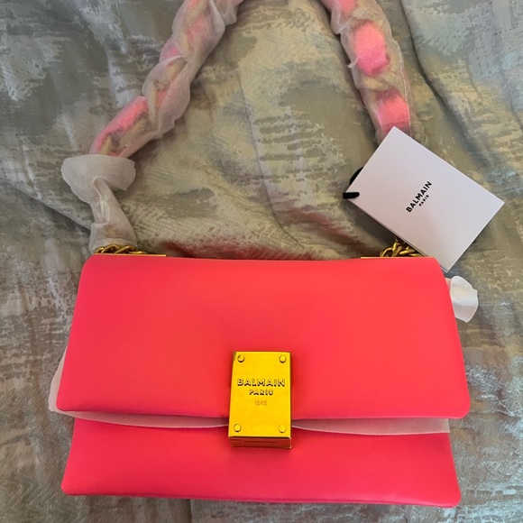 Brand new Balmain 1945 Soft Leather Clutch Bag - Picture 4 of 10